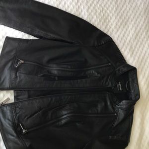 Light weight black leather jacket!